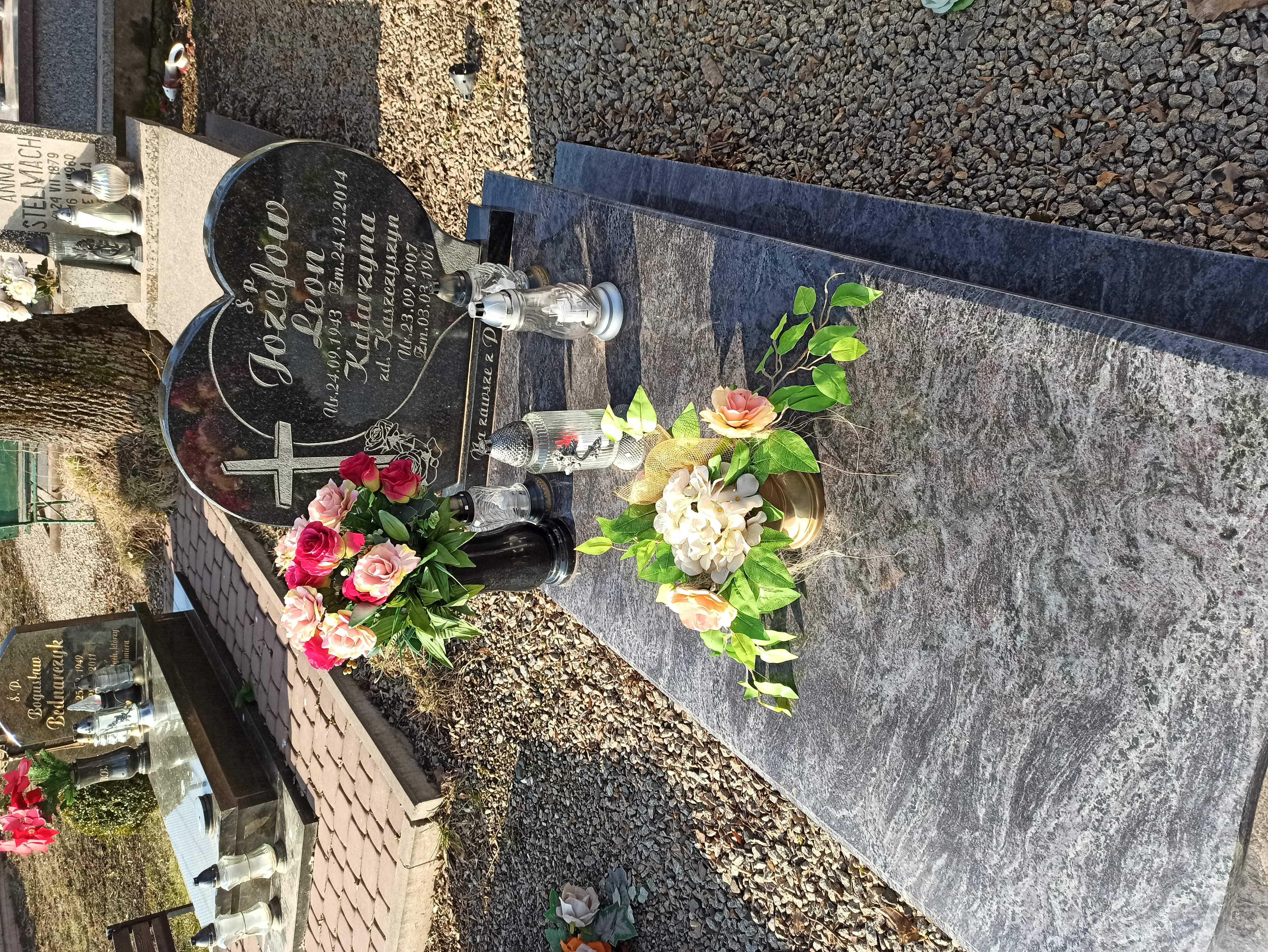 Grób Leon Józefów